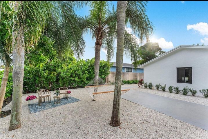 608 SE 2nd Ave in Delray Beach, FL - Foto de edificio