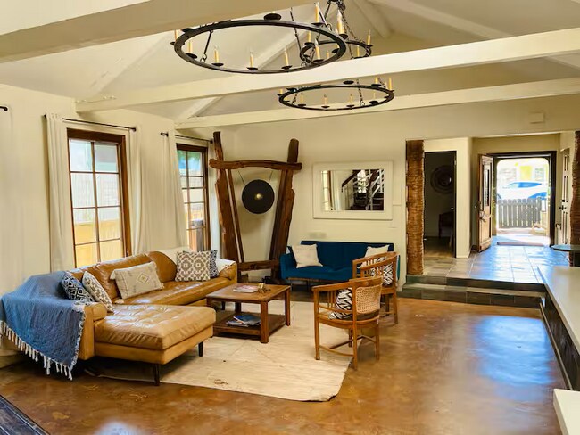 513 3rd St in Encinitas, CA - Foto de edificio - Building Photo