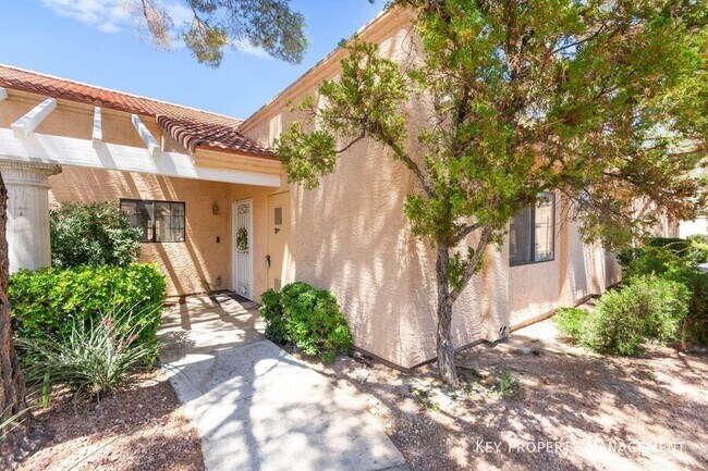 2851 S Valley View Blvd in Las Vegas, NV - Building Photo - Building Photo