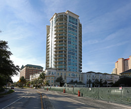 The Plaza Harbour Island in Tampa, FL - Building Photo - Building Photo