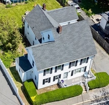 129 Essex Ave in Gloucester, MA - Building Photo