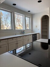 121 Ocean Ave, Unit 1 in Portland, ME - Building Photo - Building Photo