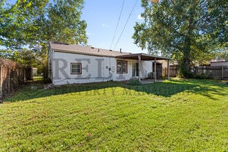 510 W 30th St in Wichita, KS - Building Photo - Building Photo