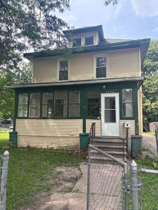 1250 Porter Ave in Beloit, WI - Building Photo