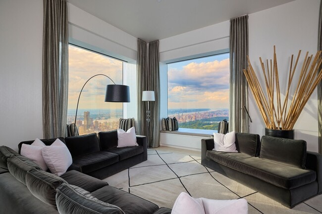 432 Park Ave in New York, NY - Building Photo - Building Photo