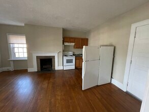 560 Prospect St, Unit B5 in New Haven, CT - Building Photo - Building Photo