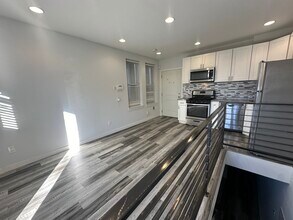 34 S Farragut St in Philadelphia, PA - Building Photo - Building Photo