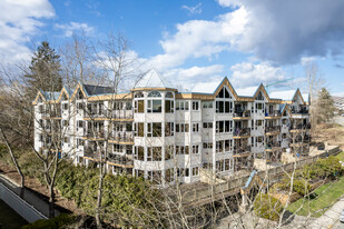 Brickwood Place in Maple Ridge, BC - Building Photo - Building Photo