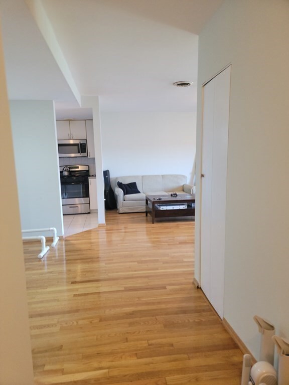 20 Stearns Rd, Unit 50 in Brookline, MA - Building Photo - Building Photo