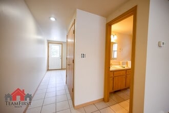 2137 S Broadway in Ashwaubenon, WI - Building Photo - Building Photo