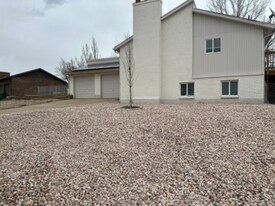 3306 N Fairfield Rd, Unit A in Layton, UT - Building Photo