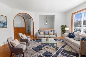 655 Ferndale Ave in Lake Orion, MI - Building Photo - Building Photo