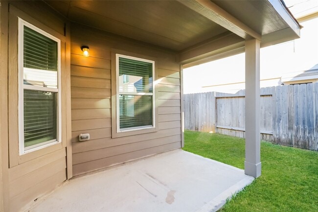 5710 Adelaide River Dr