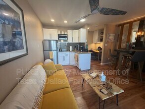 6321 Kelly Dr in Granbury, TX - Building Photo - Building Photo