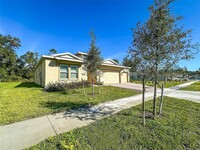 2029 Treetop Br Wy in Apopka, FL - Foto de edificio - Building Photo