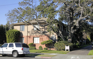 905 Santa Clara Ave Apartments