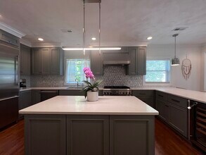 78-78 Highland Ave in Newton, MA - Building Photo - Building Photo