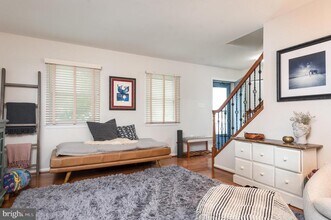 3073 White Birch Ct in Fairfax, VA - Building Photo - Building Photo