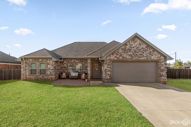 property at 306 Driftwood Dr