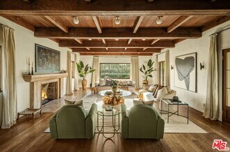 1744 Reedvale Ln in Los Angeles, CA - Building Photo - Building Photo