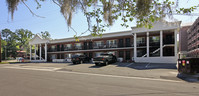 Stadium View Condominiums in Tallahassee, FL - Foto de edificio - Building Photo