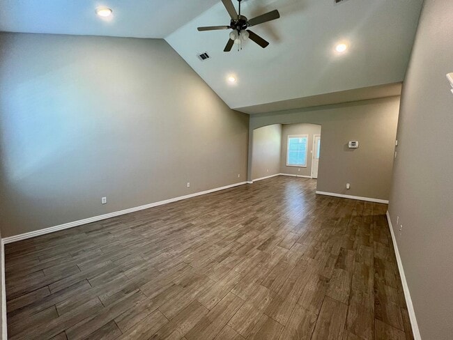 6600 Leightyn Ln in Fort Smith, AR - Building Photo - Building Photo