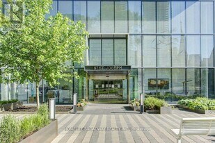 57 St Joseph St in Toronto, ON - Building Photo