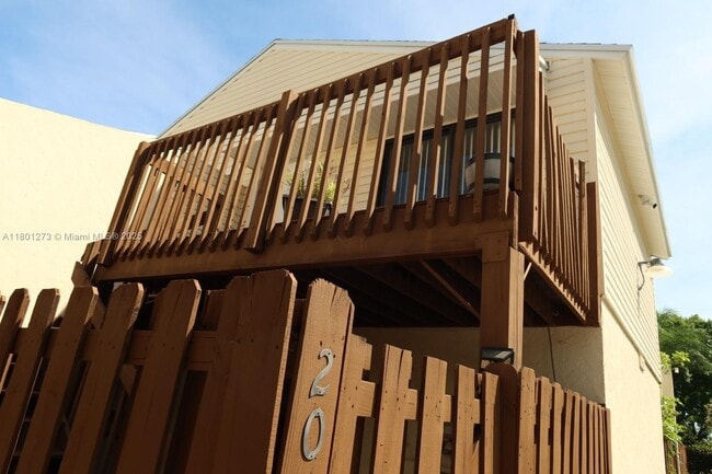 property at 637 Executive Center Dr