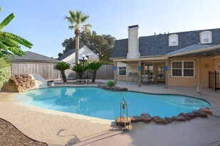 2503 Southwick St in Houston, TX - Building Photo