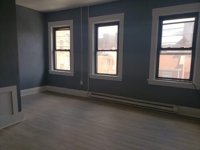 84 S 15th St in Pittsburgh, PA - Building Photo - Building Photo