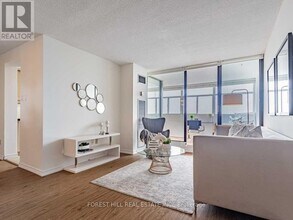 100 Antibes Dr in Toronto, ON - Building Photo - Building Photo
