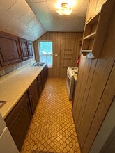 115 W 15th St in Cedar Falls, IA - Building Photo - Building Photo