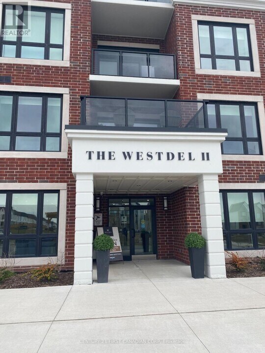 1560 Upper W Ave in London, ON - Building Photo