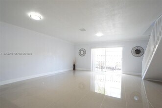 610 NW 108th Terrace in Pembroke Pines, FL - Building Photo - Building Photo