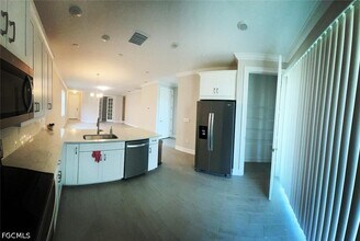 16790 Seasons Coast Dr in Bonita Springs, FL - Building Photo - Building Photo