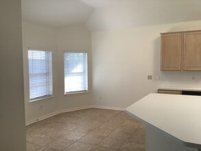 1601 Oak Pl Ct in Pearland, TX - Building Photo - Building Photo