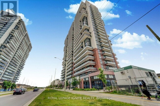 property at 2550-2550 Simcoe St N