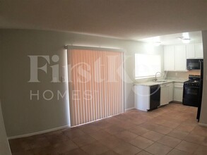 4151 Welter Ave in Las Vegas, NV - Building Photo - Building Photo