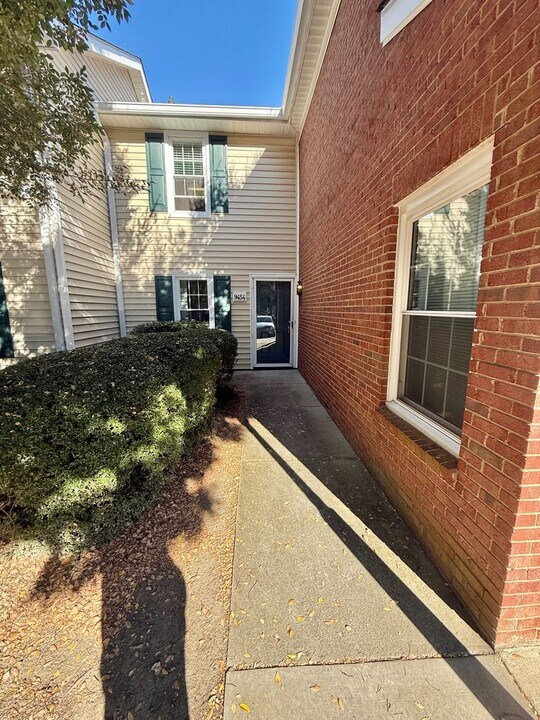 9454 S Vicksburg Park Ct in Charlotte, NC - Building Photo