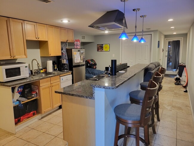 2807 11th St NW, Unit BASEMENT