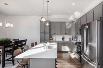 12732 N Belaview Wy in Daniel, UT - Foto de edificio - Building Photo