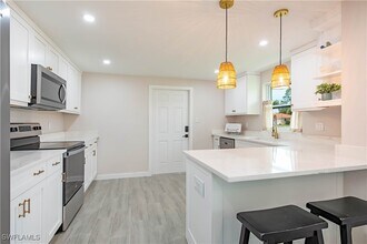27525 Michigan St in Bonita Springs, FL - Building Photo - Building Photo