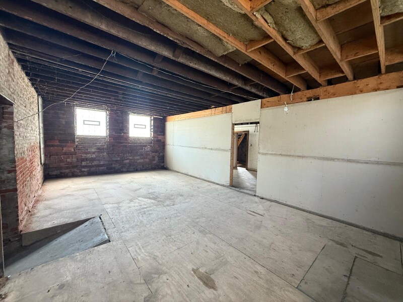 2394 W 3rd St in Cleveland, OH - Building Photo