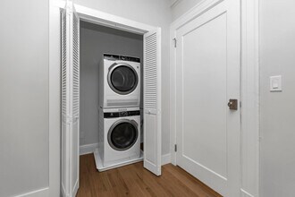 1369 Hyde in San Francisco, CA - Foto de edificio - Building Photo