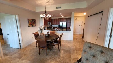 121 N Monroe St in Tallahassee, FL - Building Photo - Building Photo