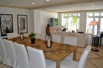 710 S Mashta Dr in Key Biscayne, FL - Building Photo - Building Photo