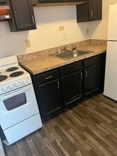 Windsor Manor in Wheeling, WV - Foto de edificio - Building Photo