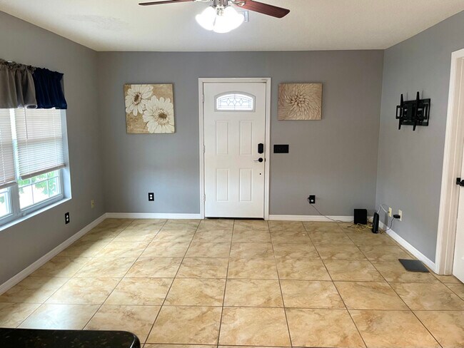 316 N Grandview Ave in Daytona Beach, FL - Building Photo - Building Photo