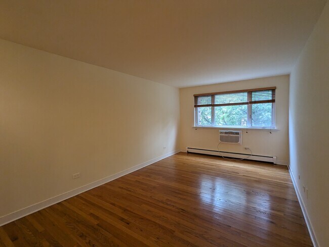 618 W Wrightwood Ave, Unit 625-508 in Chicago, IL - Foto de edificio - Building Photo