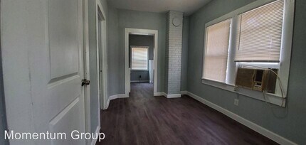 2401 Mallory Ave-Unit -UNIT B in Tampa, FL - Building Photo - Building Photo